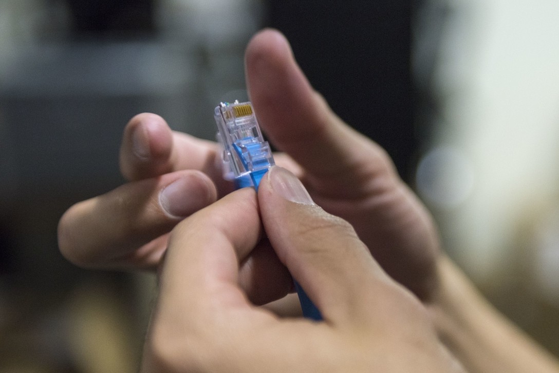 長城寬帶 堅(jiān)守寬帶市場，繼續(xù)為您提供穩(wěn)定互聯(lián)網(wǎng)接入服務(wù)